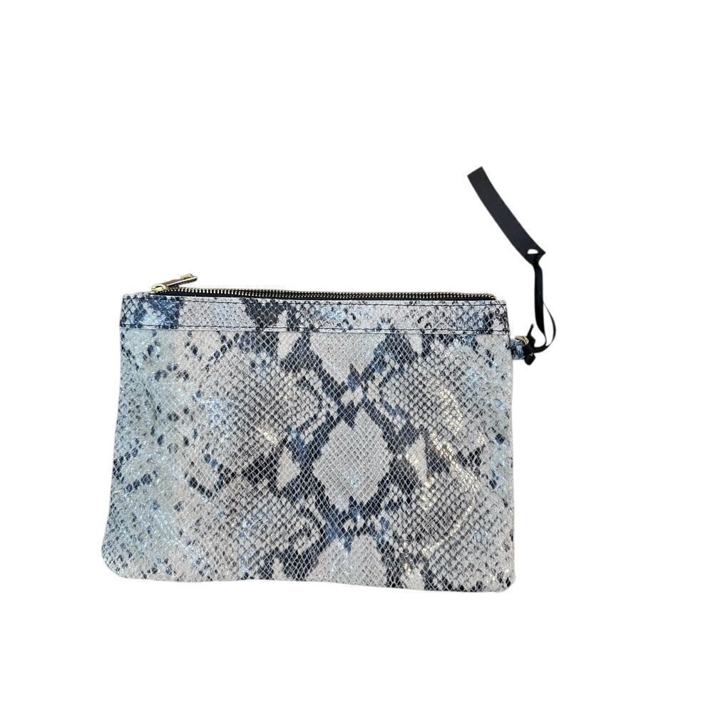 Laura di Maggio Women's Gray Black Snake Print Genuine Leather Wristlet - Picture 2 of 5